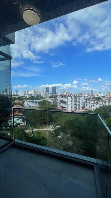 Beacon Suites With Infinity Pool At Georgetown By Wl Zewnętrze zdjęcie